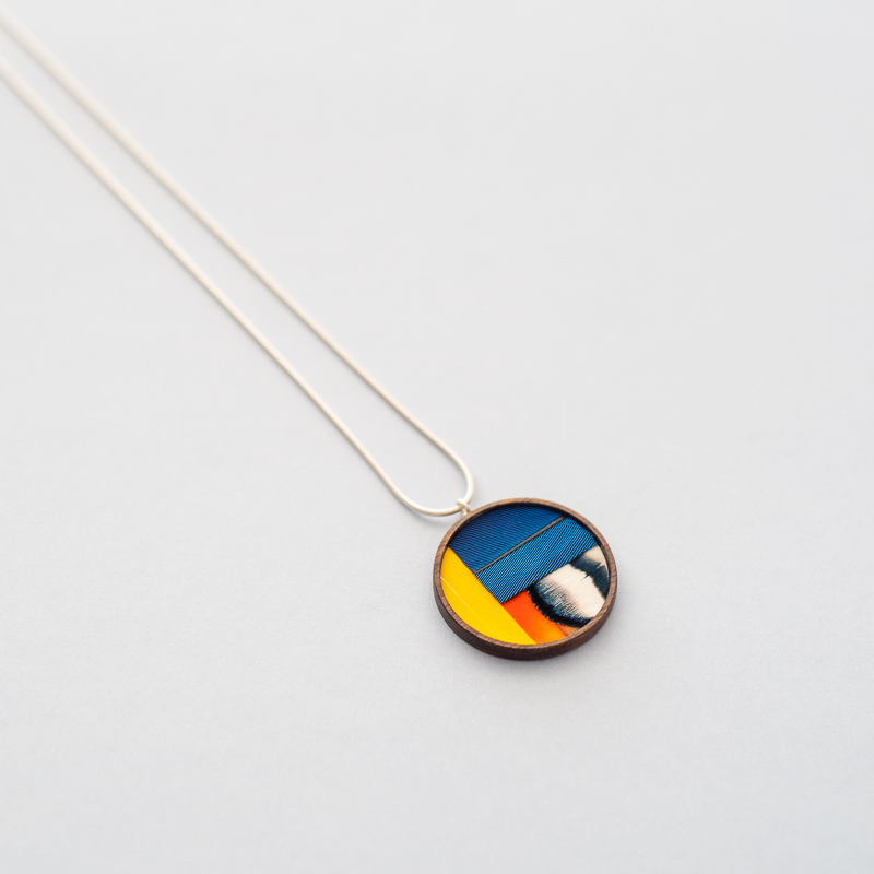 collier theo mosaïque de plumes inspiration mondrian