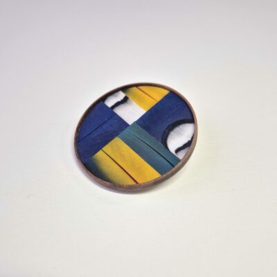 Broches Theo