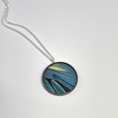 Collier bleu 1