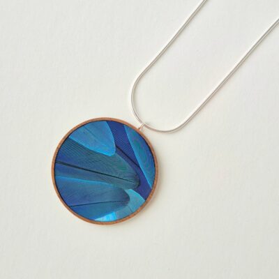 Collier bleu